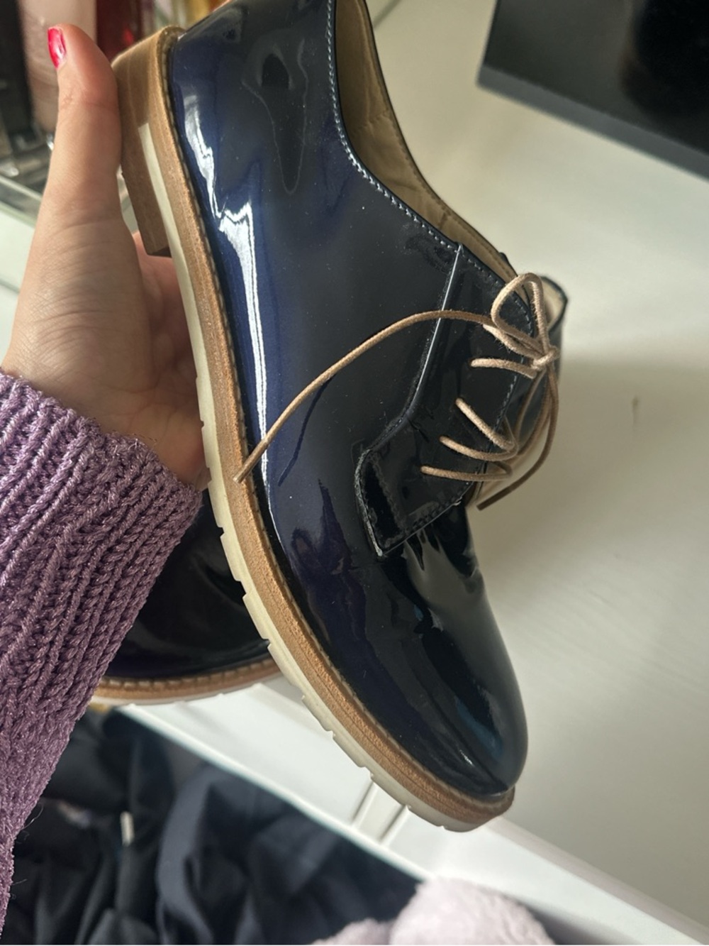 AGL Attilio Giusti Leombruni Navy Patent Leather Derby Shoes with Tan Laces - Picture 3 of 5